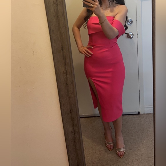 Dress - Picture 2 of 2